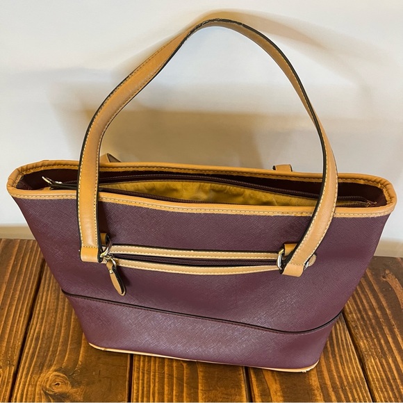 Giani Bernini Maroon Shoulder Bag - Picture 10 of 14